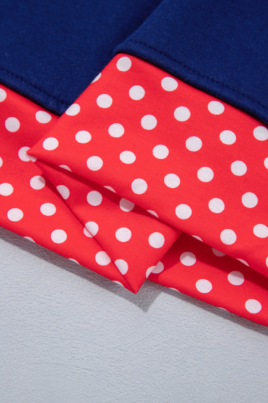 Tomato Red Polka Dot Letter Print Contrast Trim Mock Neck Sweatshirt