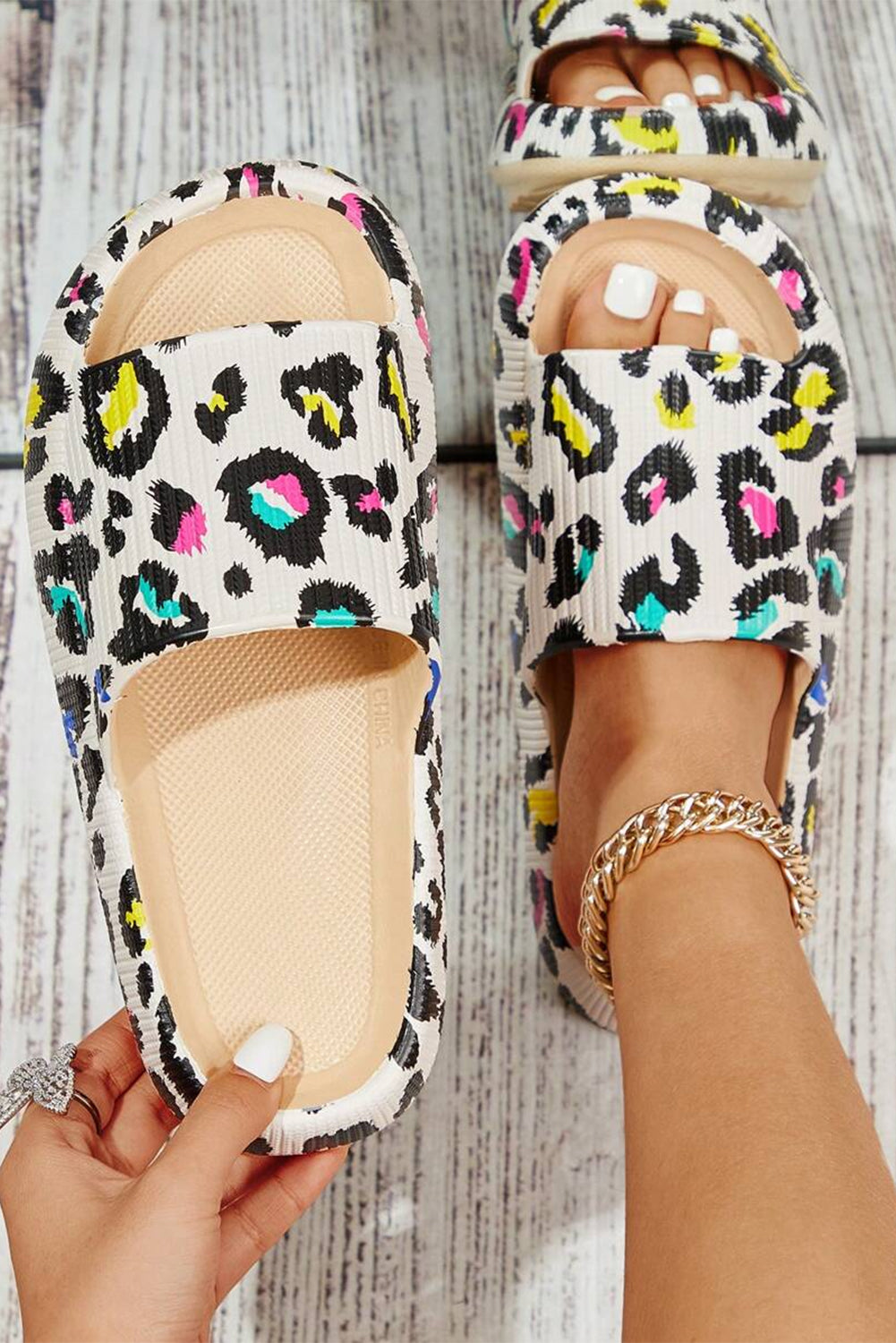 White Leopard Pint Soft Thick Sole Slippers