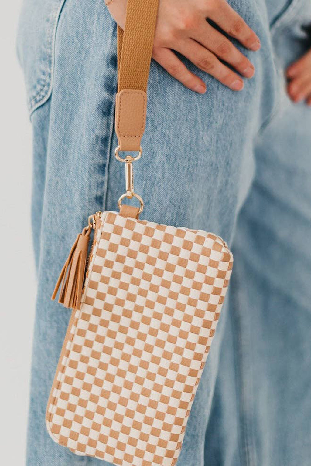 Chestnut Checkered  Woven Clutch Wristlet PU Leather Large Size Patterned Wallet