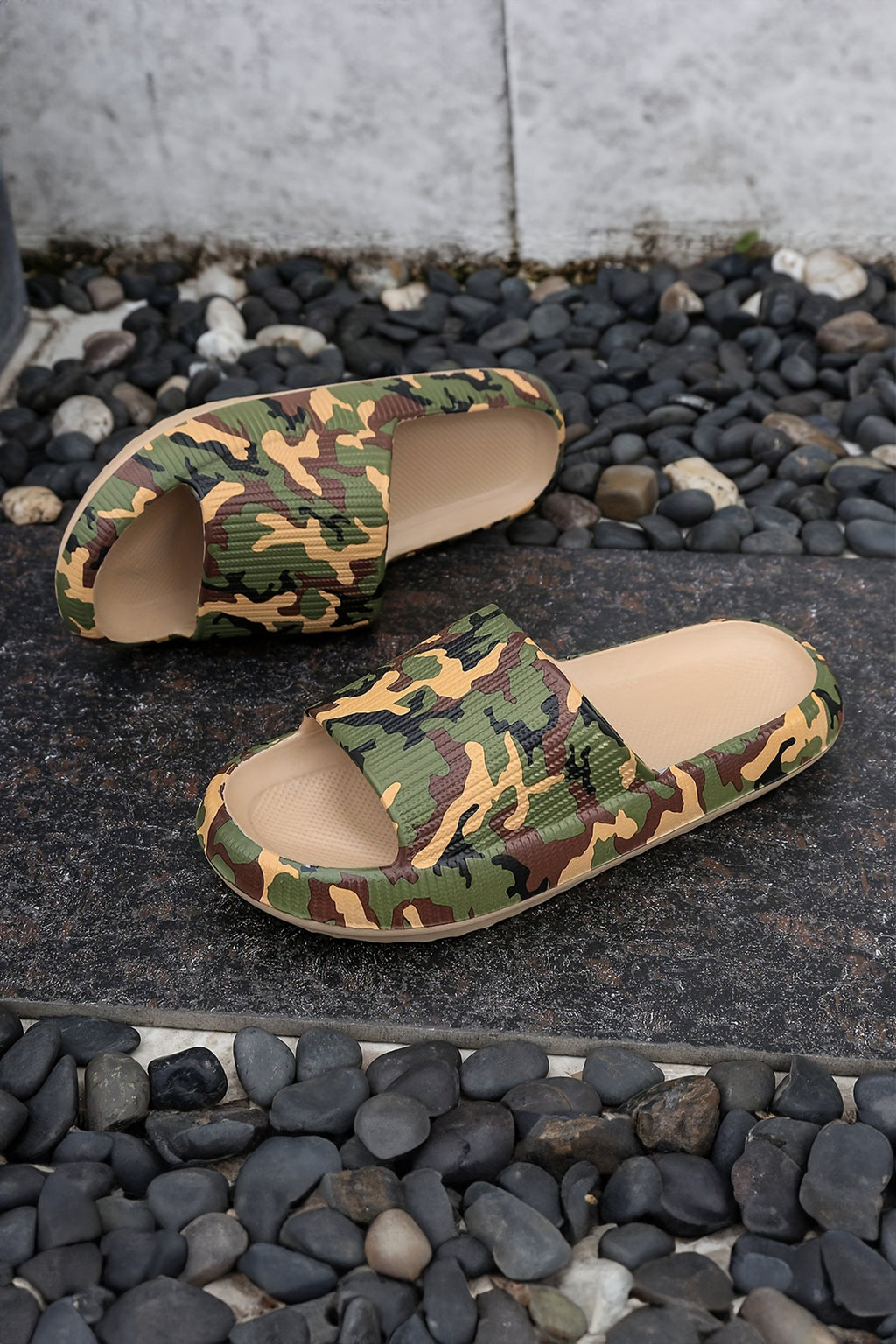 Blackish Green Camouflage Anti-Slip Thick Sole Outdoor Slippers
