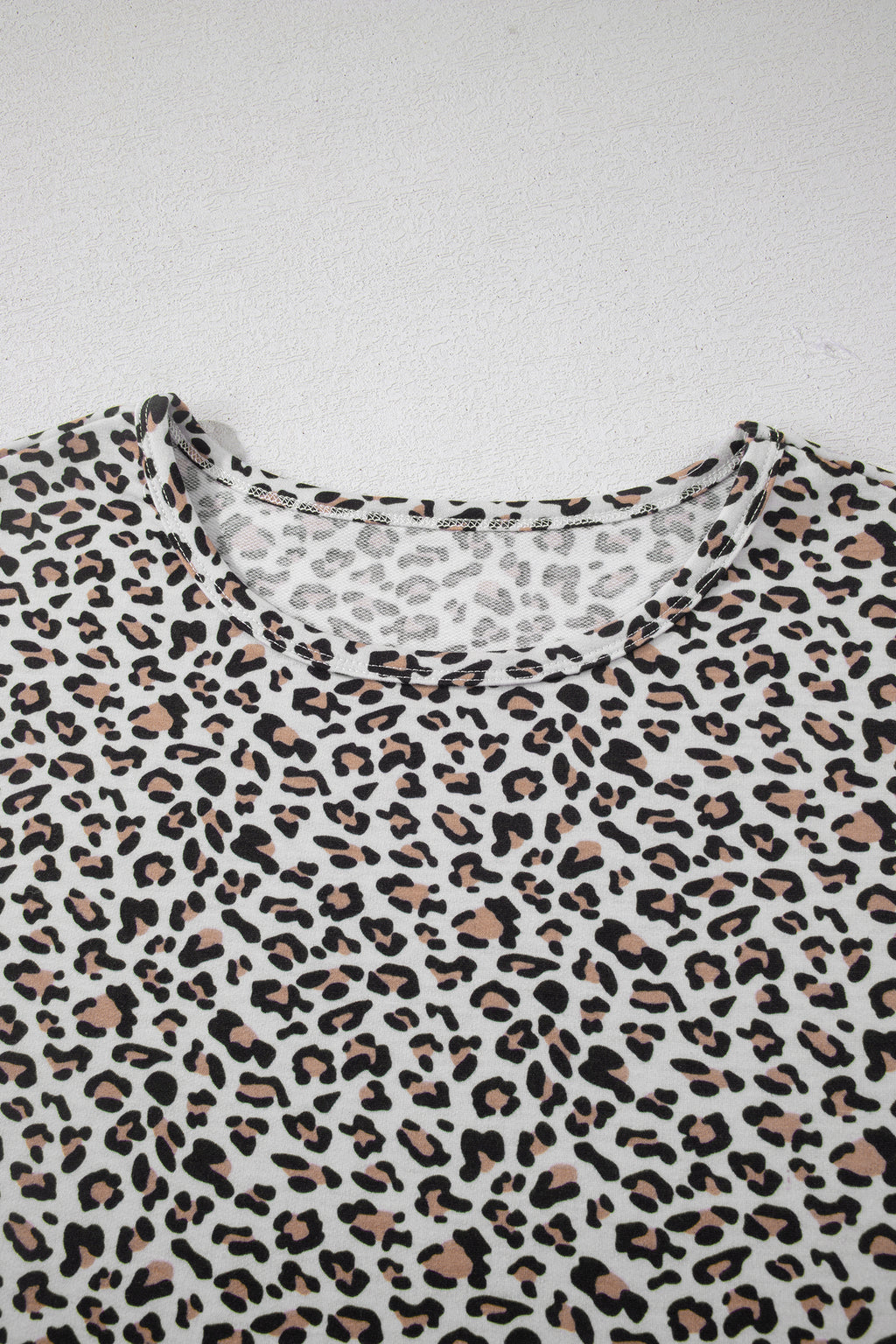 White Leopard High-Low Loose Tee Ankle Length Pants Set