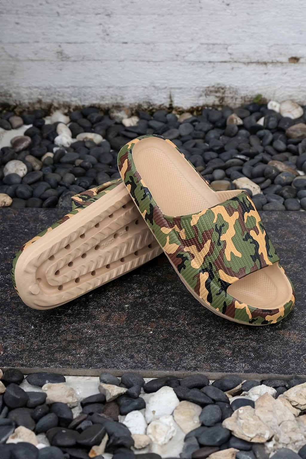 Blackish Green Camouflage Anti-Slip Thick Sole Outdoor Slippers