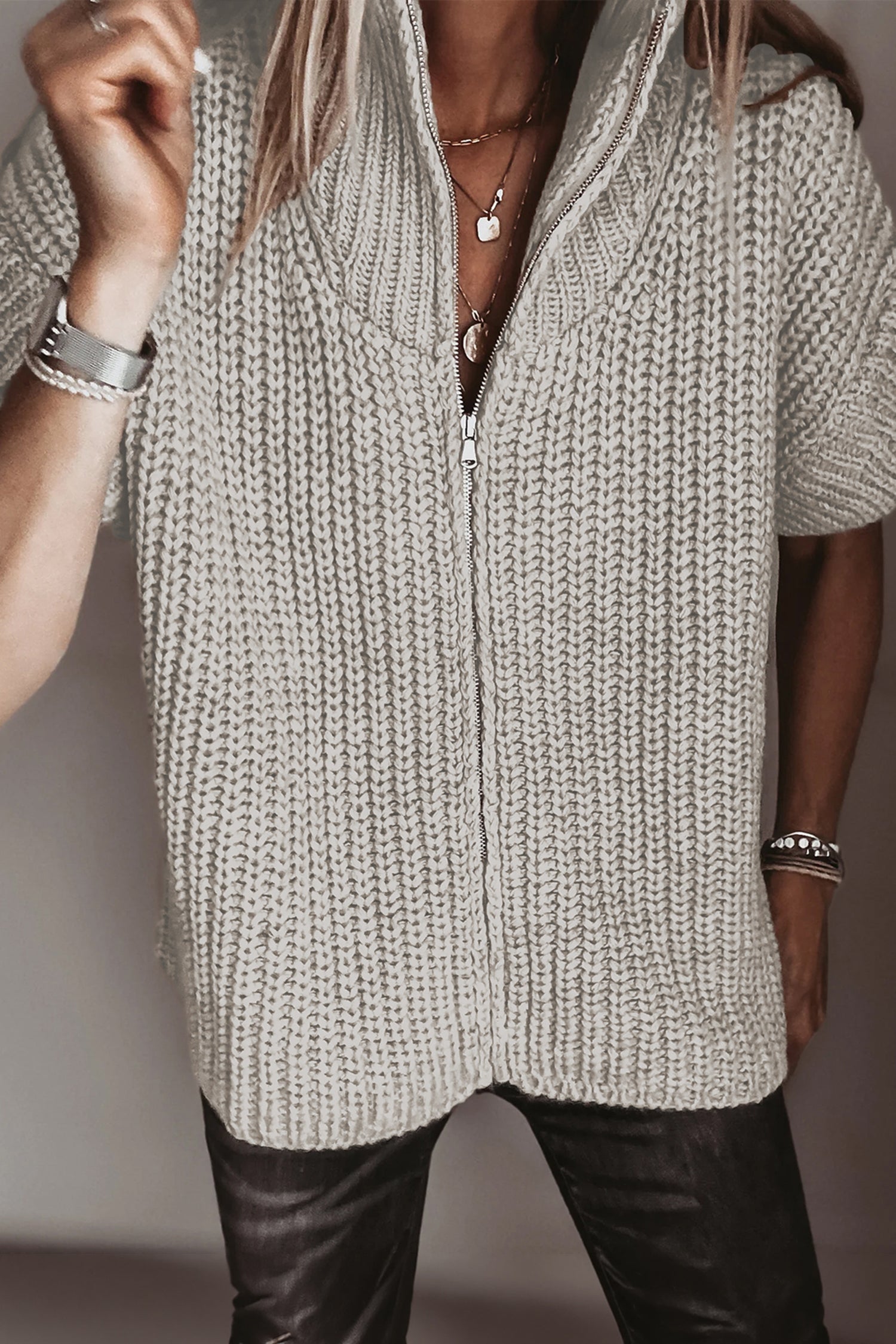 Jet Stream Solid Color Short Sleeve Zipper Knit High Neck Sweater