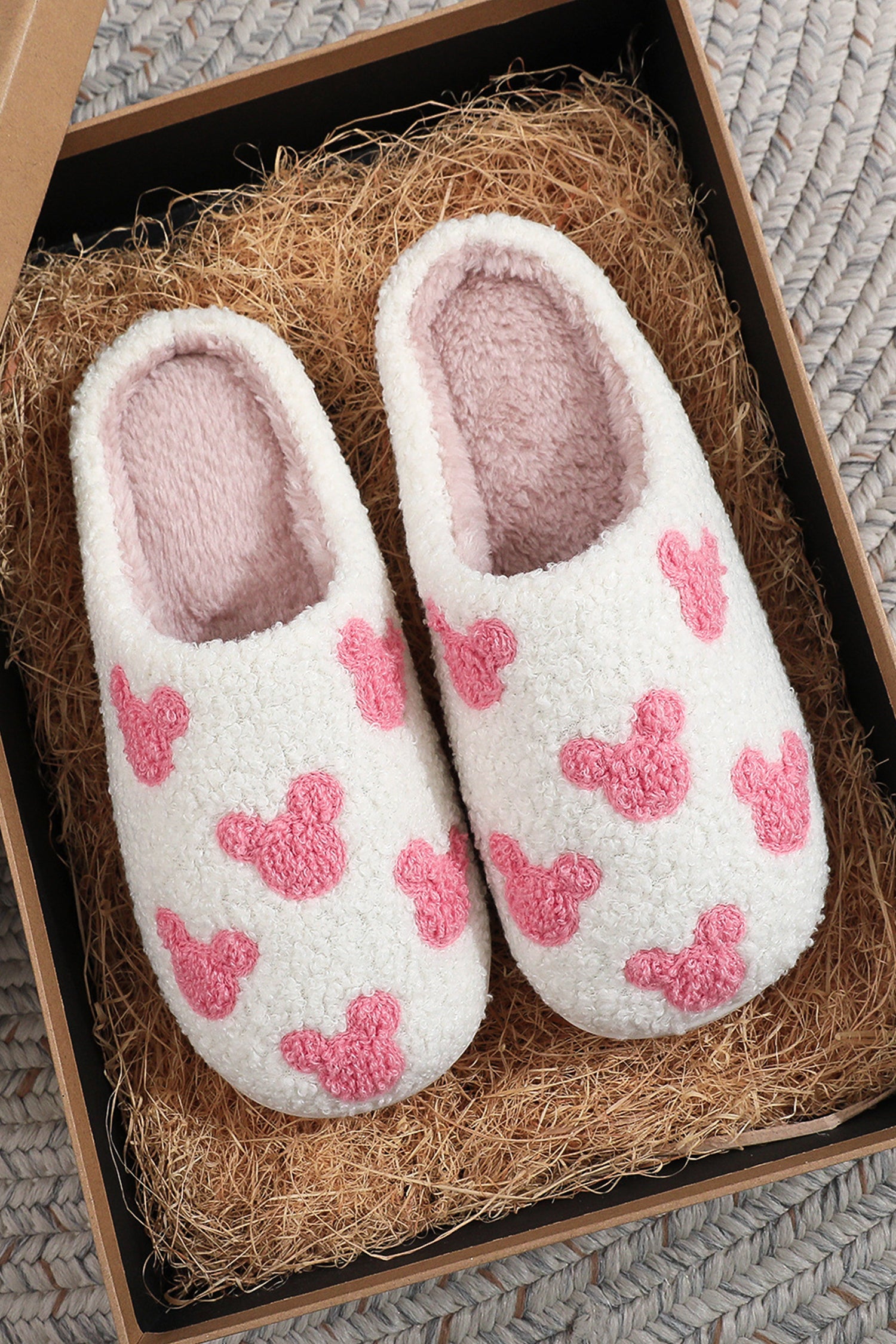 White Mickey Mouse Cartoon Head Pattern Plush House Slippers