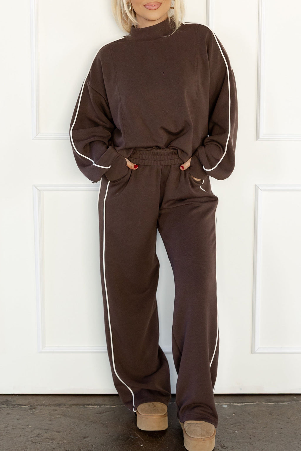 Coffee Sporty Piping Trim Mock Neck Pullover Relaxed 2pcs Pant Set