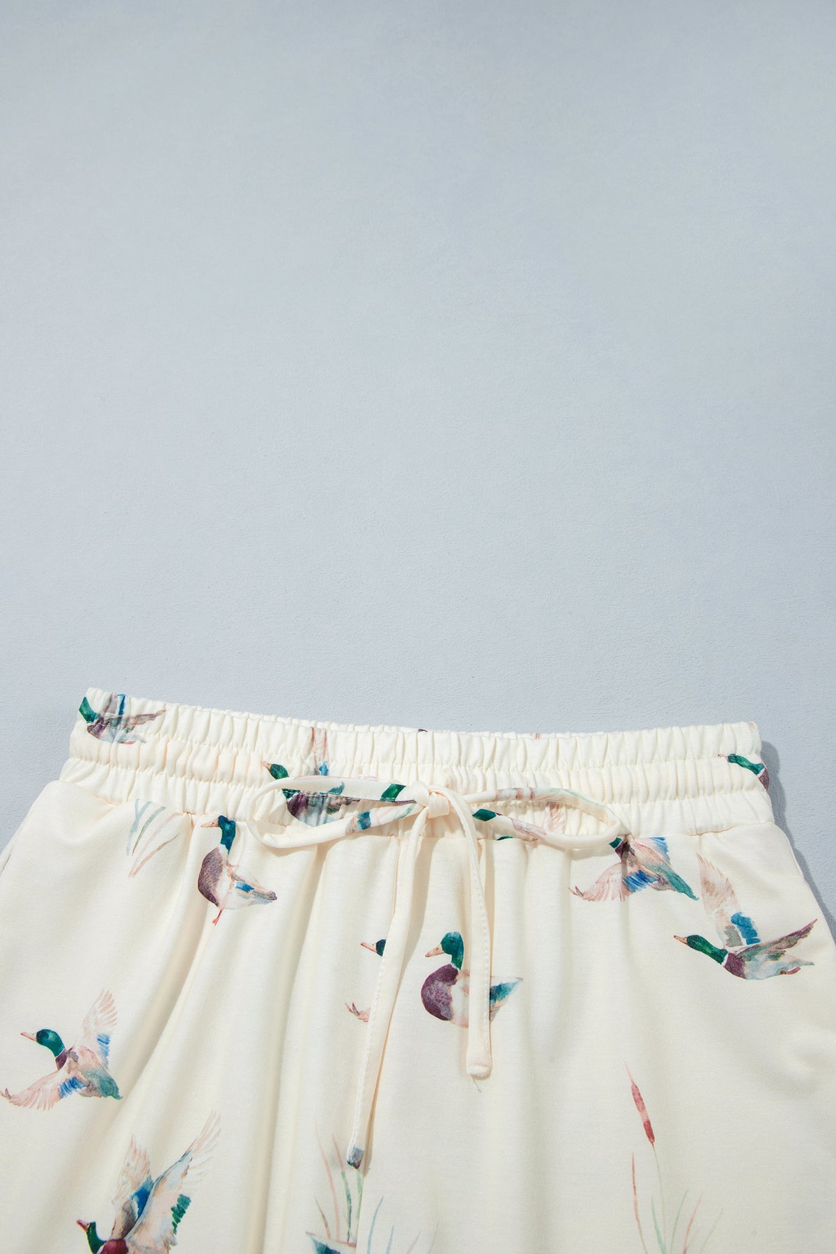 Beige Free Mallard Print Long Sleeve Top Drawstring Short Set