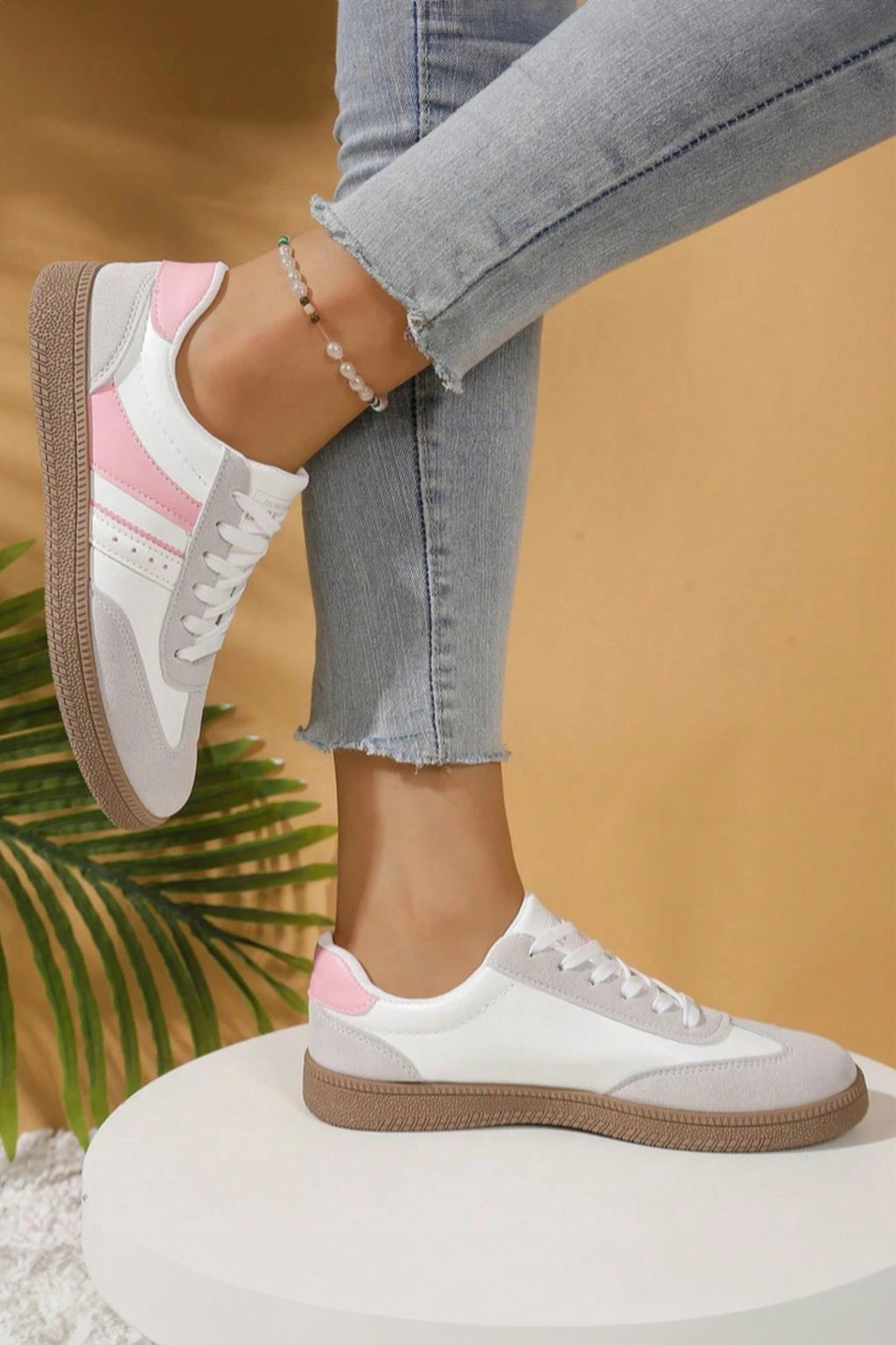 Pink Fashionable Patchwork Lace Up Low Top Casual Flat Sneakers