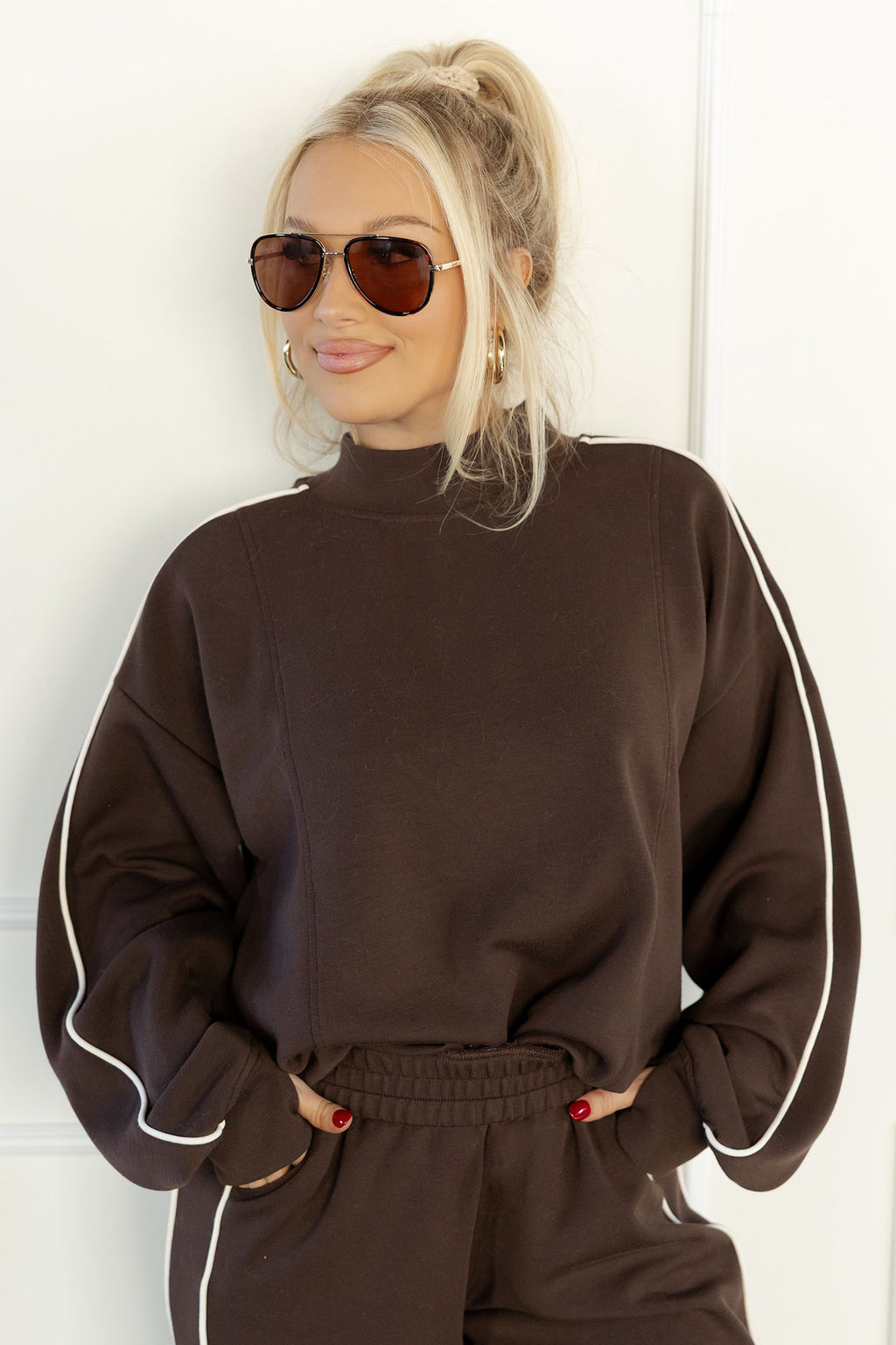 Coffee Sporty Piping Trim Mock Neck Pullover Relaxed 2pcs Pant Set