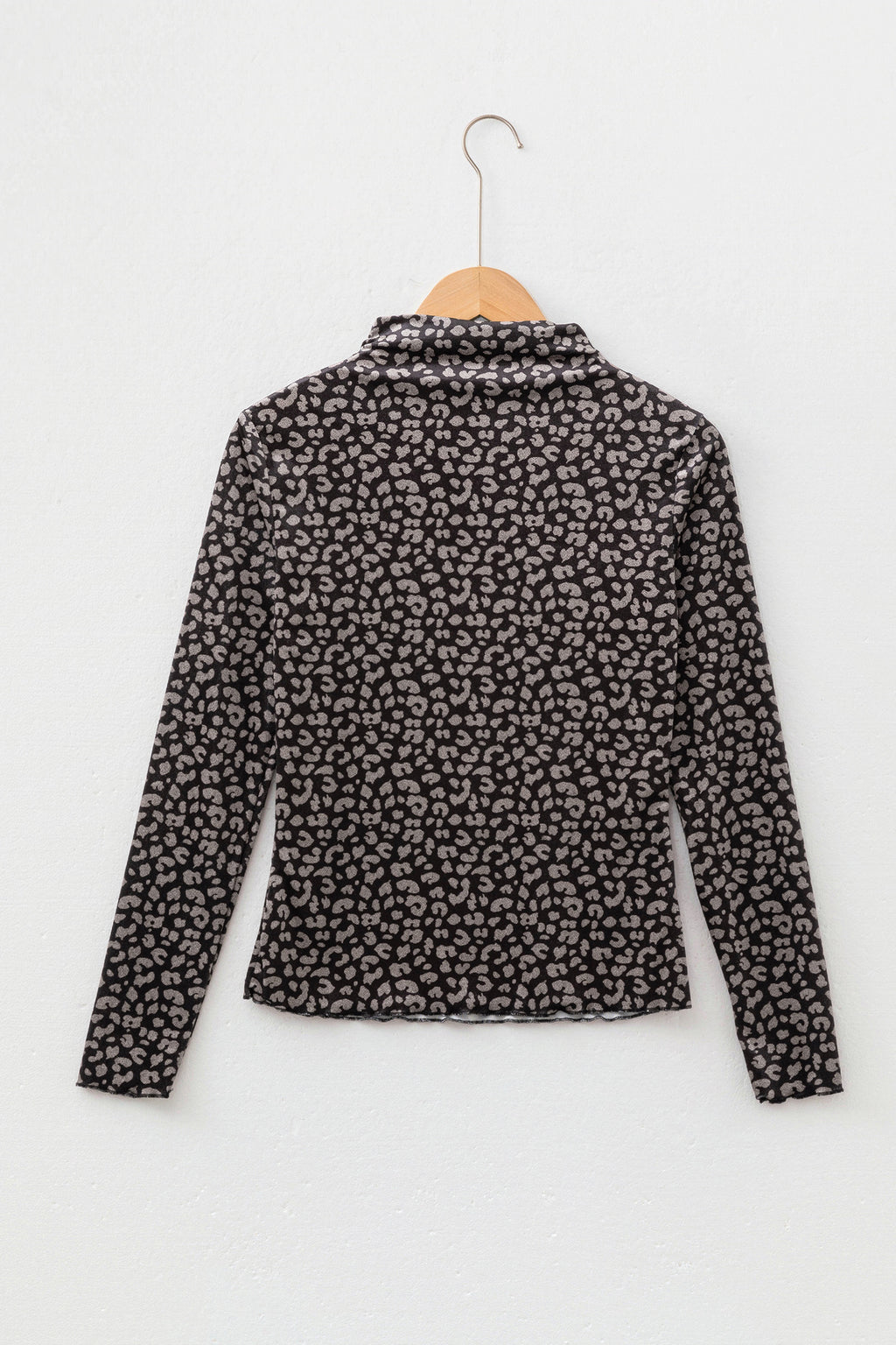 Brown Leopard Print Velvet Long Sleeve Western Style Pullover Top