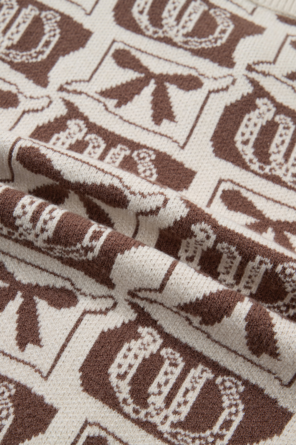 Brown Western Horseshoe Bow Pattern Button Front Sleeveless Knit Sweater