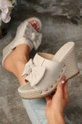 Oatmeal Cute Bow Knot Studded Wedge Platform Slippers