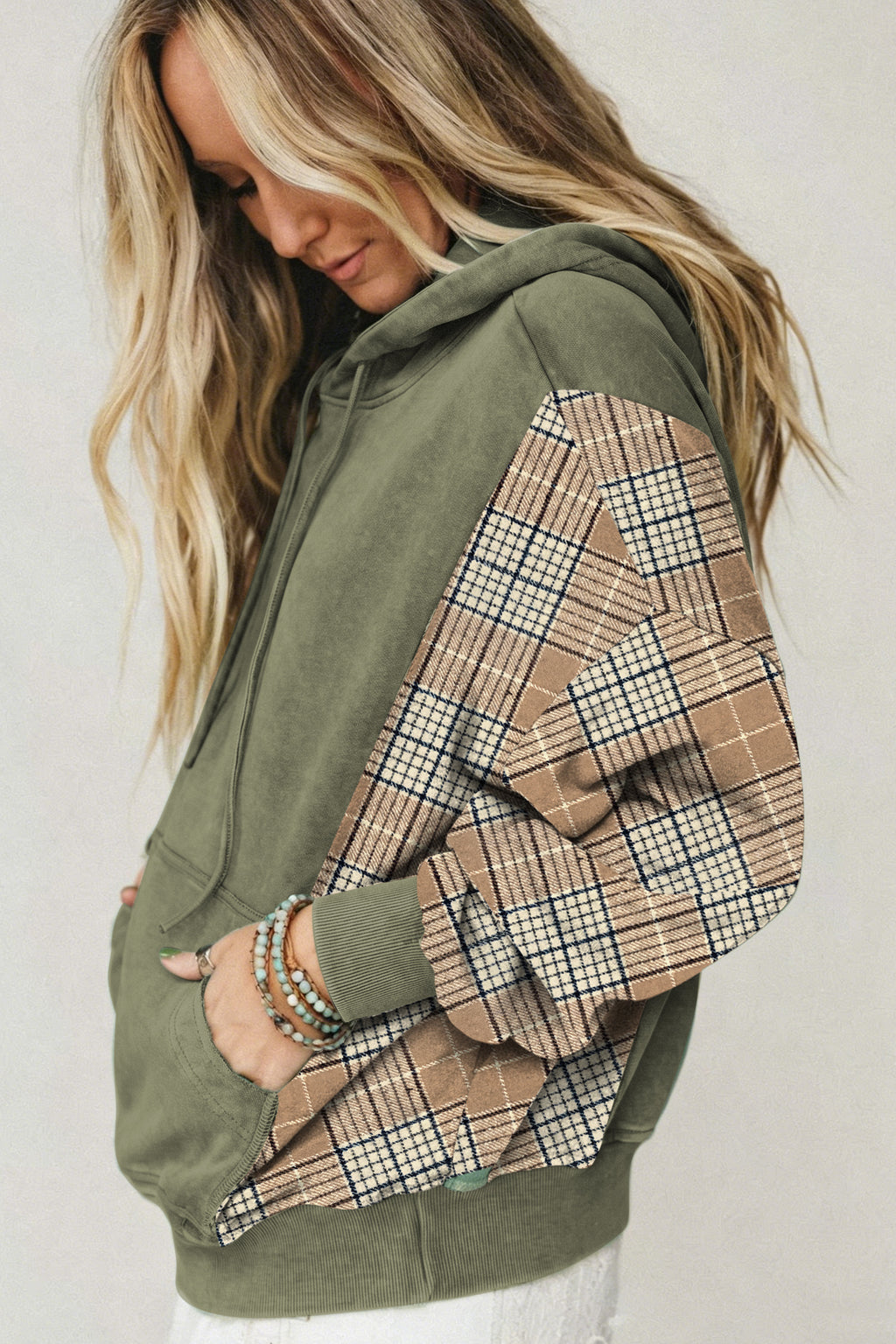 Black Plaid Sleeve Drawstring Pocket Hooded Sweatshirt
