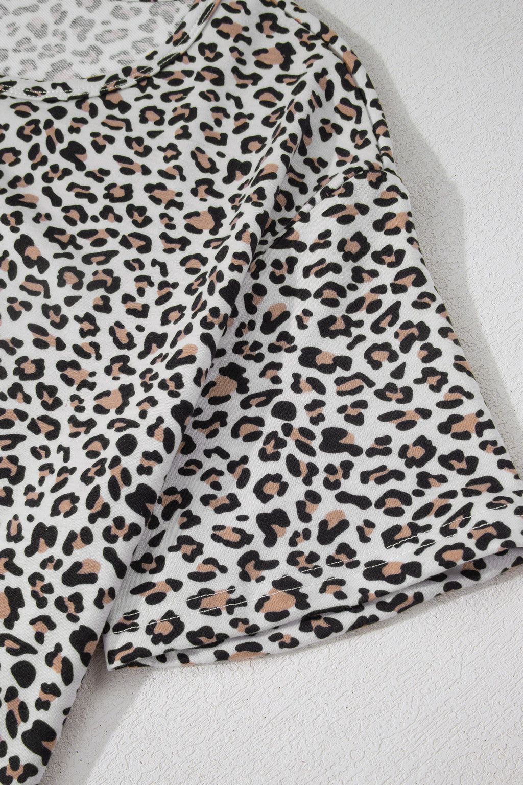 White Leopard High-Low Loose Tee Ankle Length Pants Set