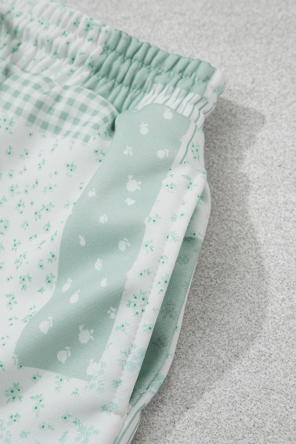 Green Patchwork Floral Print Drop Shoulder Baggy Pullover Drawstring Shorts Set