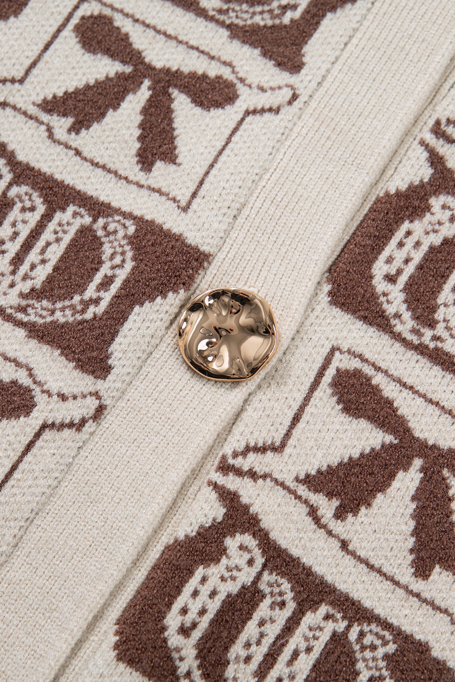 Brown Western Horseshoe Bow Pattern Button Front Sleeveless Knit Sweater