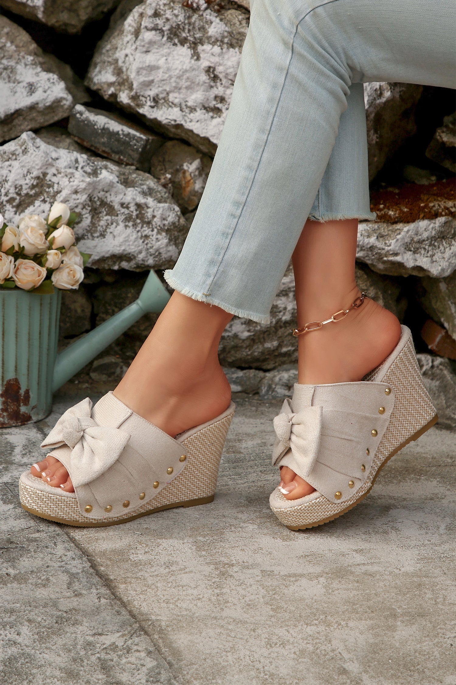 Oatmeal Cute Bow Knot Studded Wedge Platform Slippers