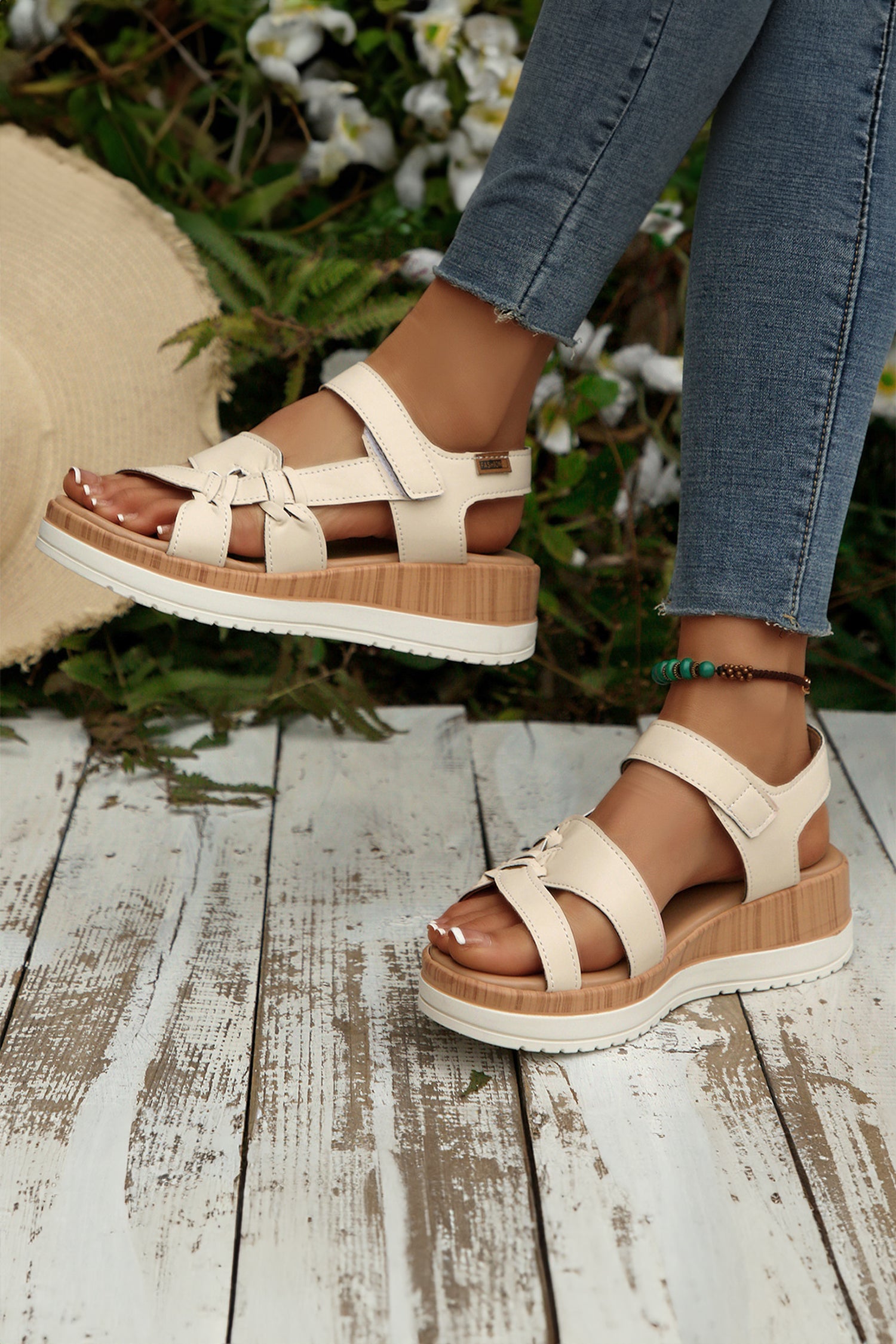 Beige Low Cut PU Leather Slip-on TPR Sole Casual Sandals