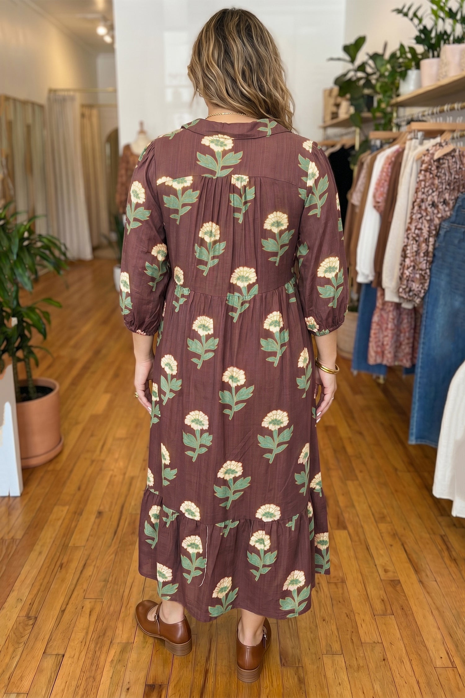Brown Floral Print V-Neck Long Sleeve Loose Shift Plus Size Dress