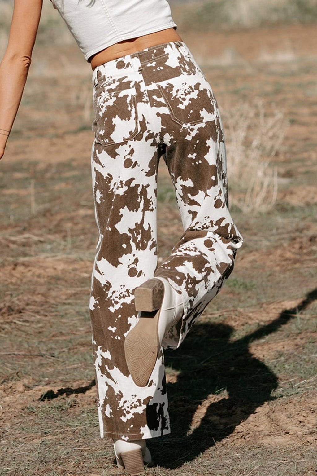 Brown Abstract Pattern Regular Fit Full-Length Western Style Jeans