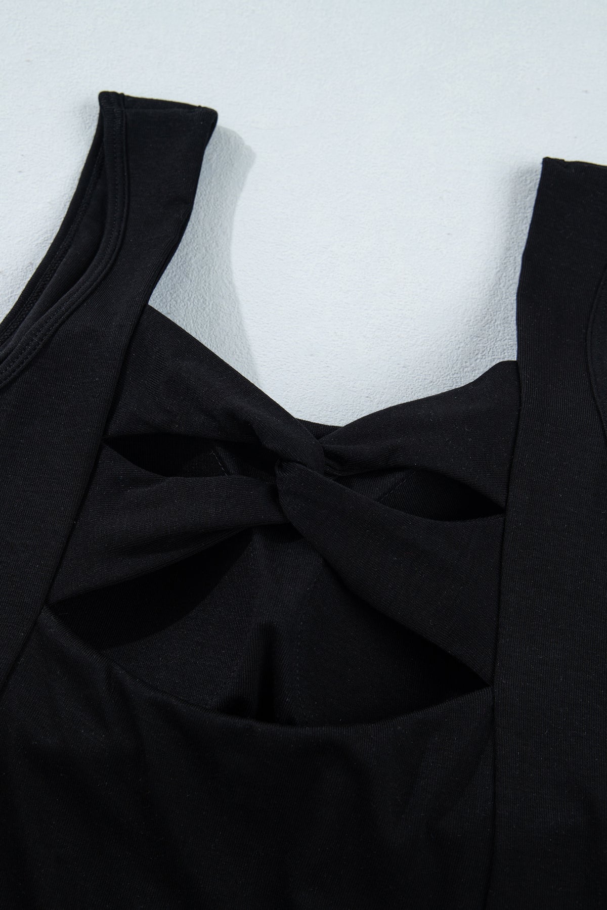 Black Twisted Cross Back Sleeveless U Neck Bra Insert Tank Top