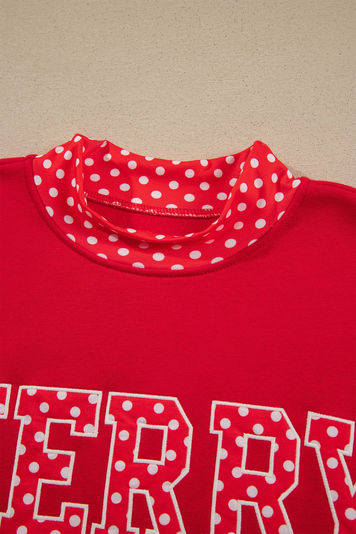 Tomato Red Polka Dot Letter Print Contrast Trim Mock Neck Sweatshirt
