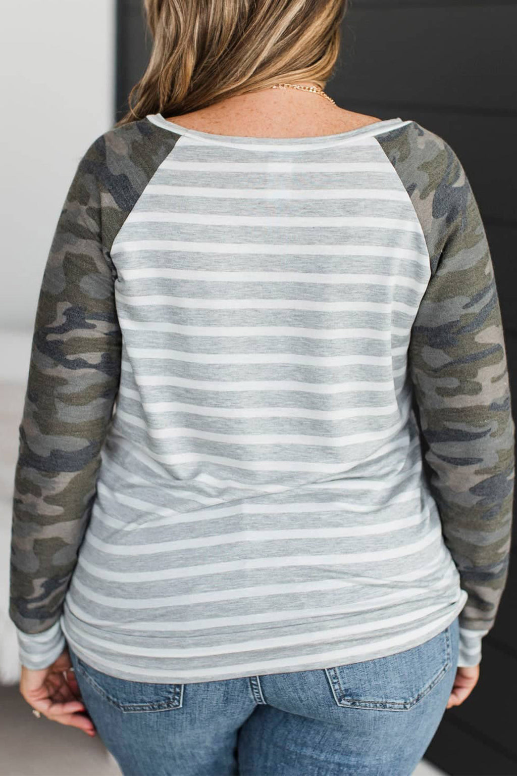 Gray Stripe Camo Sleeve Striped Colorblock Round Neck Long Sleeve Plus Size Blouse