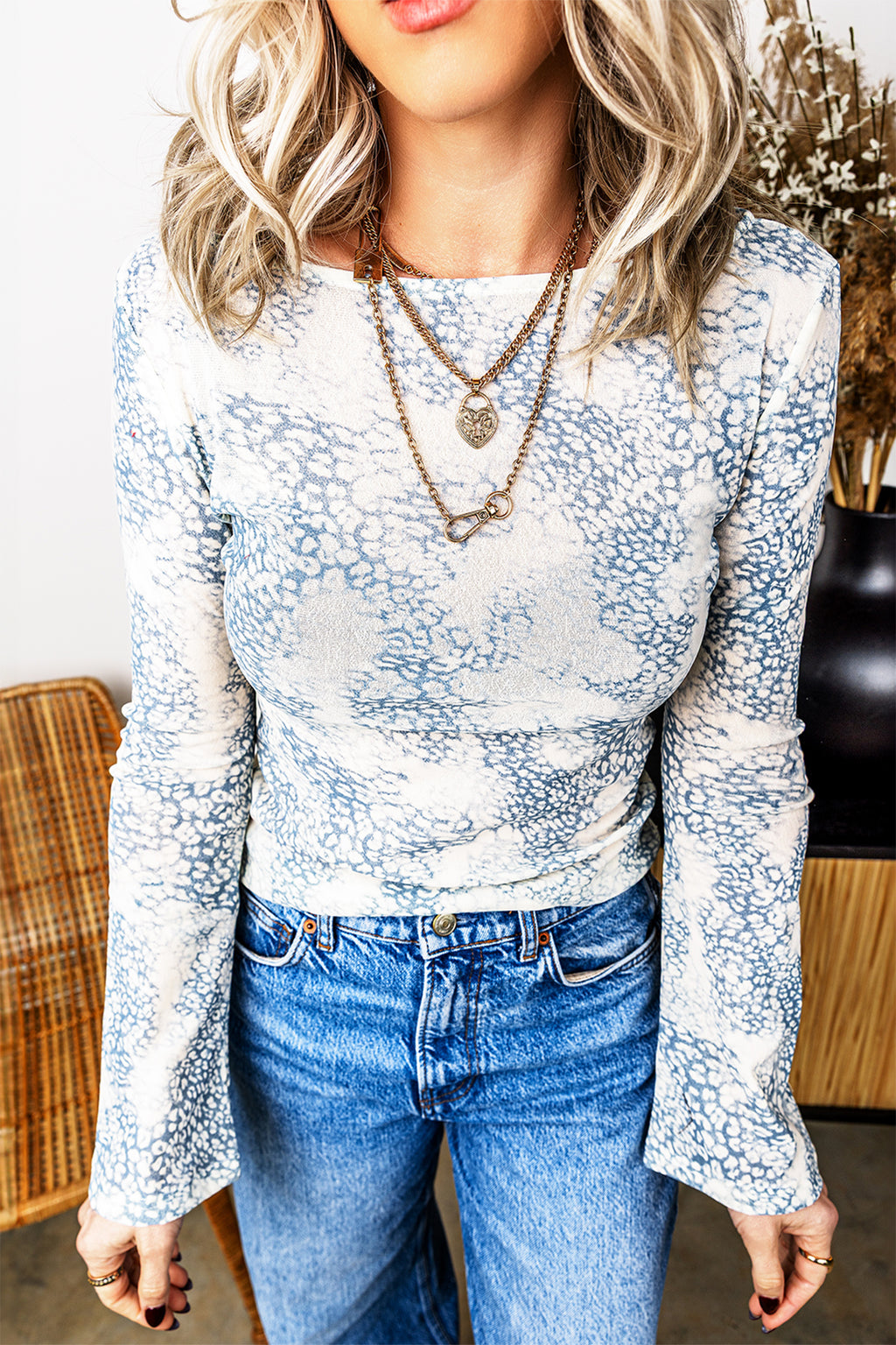 Sky Blue Long Sleeve Leopard Print Round Neck Sheath Top